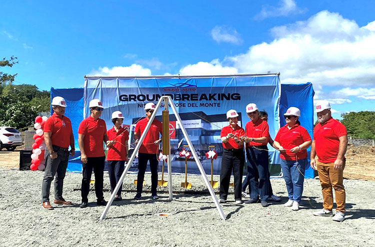 Nissan Philippines President Juan Manuel Hoyos with the ESJAY Auto Group during the groundbreaking ceremony of the new dealership at San Jose del Monte